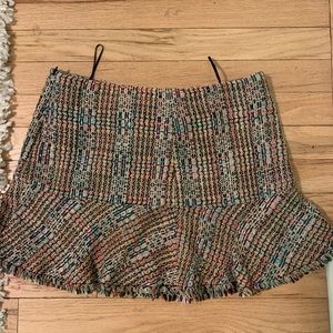 multicolor mini skirt.